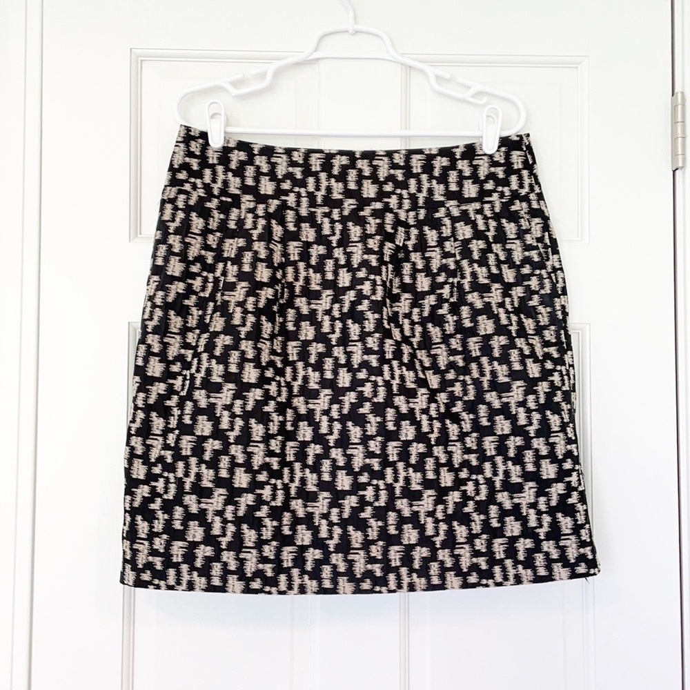 ANN TAYLOR skirt size 10 black and tan pockets lined polyester cotton